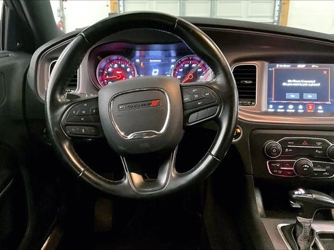 Used 2023 Dodge Charger SXT image 5