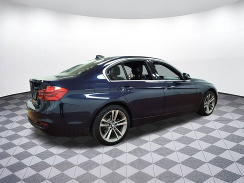 Used 2017 BMW 330i xDrive Sedan image 8