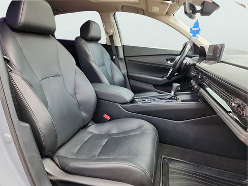 Used 2024 Honda Accord Touring image 17
