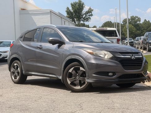 Used 2018 Honda HR-V EX-L image 2