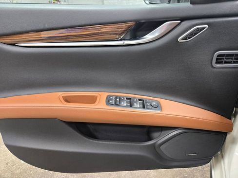 Used 2019 Maserati Ghibli S Q4 image 8