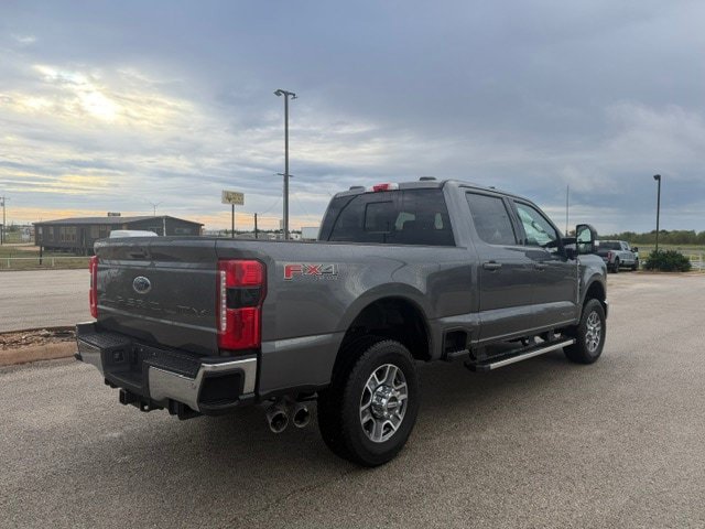New 2026 Ford F350 4x4 Crew Cab Super Duty image 3