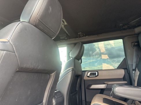 Used 2022 Ford Bronco Wildtrak AWD/4WD image 34