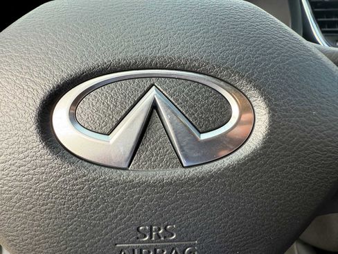 Used 2022 INFINITI QX55 Essential w/ Proassist Package image 16