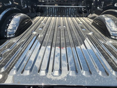 New 2026 Ford F250 Platinum w/ FX4 Off-Road Package AWD/4WD image 23