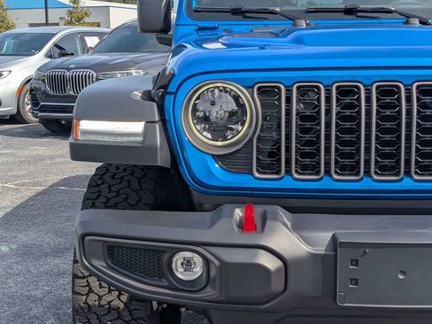 Used 2026 Jeep Wrangler Unlimited Rubicon w/ Safety Group AWD/4WD image 10