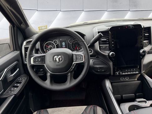 New 2025 RAM 2500 Big Horn AWD/4WD image 10