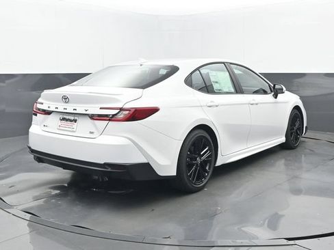 New 2026 Toyota Camry SE FWD image 20