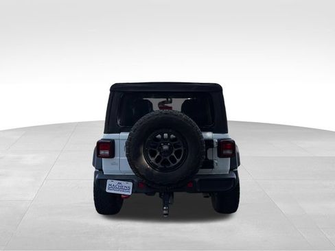 Used 2023 Jeep Wrangler Unlimited Rubicon w/ Xtreme 35 Tire Package AWD/4WD image 5