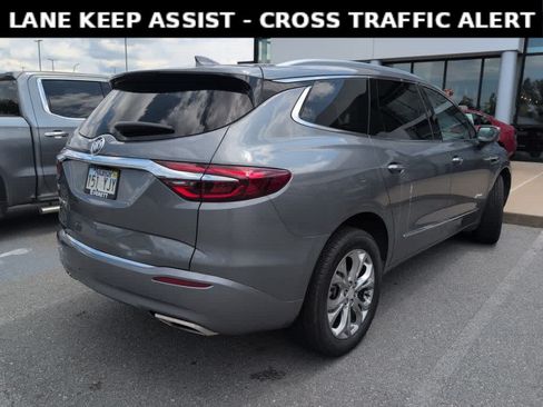 Used 2020 Buick Enclave Avenir w/ Avenir Technology Package AWD/4WD image 4