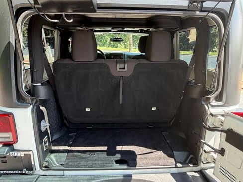 Used 2017 Jeep Wrangler Sport w/ Trailer Tow Group AWD/4WD image 29