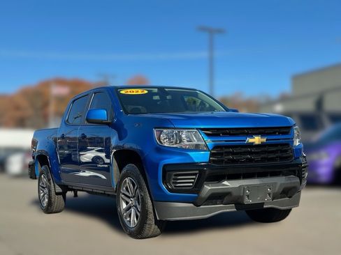Used 2022 Chevrolet Colorado W/T w/ Custom Special Edition image 24