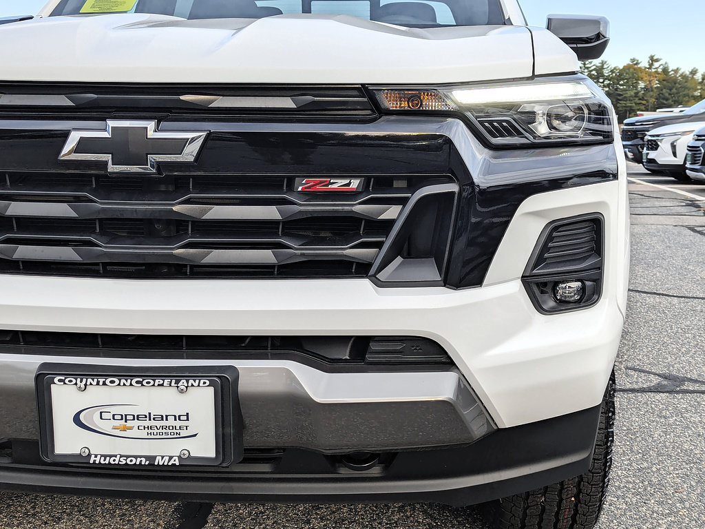 New 2026 Chevrolet Colorado Z71 w/ Midnight Edition AWD/4WD image 12