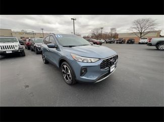 Used 2025 Ford Escape ST-Line Select w/ Class II Trailer Tow Package video 2