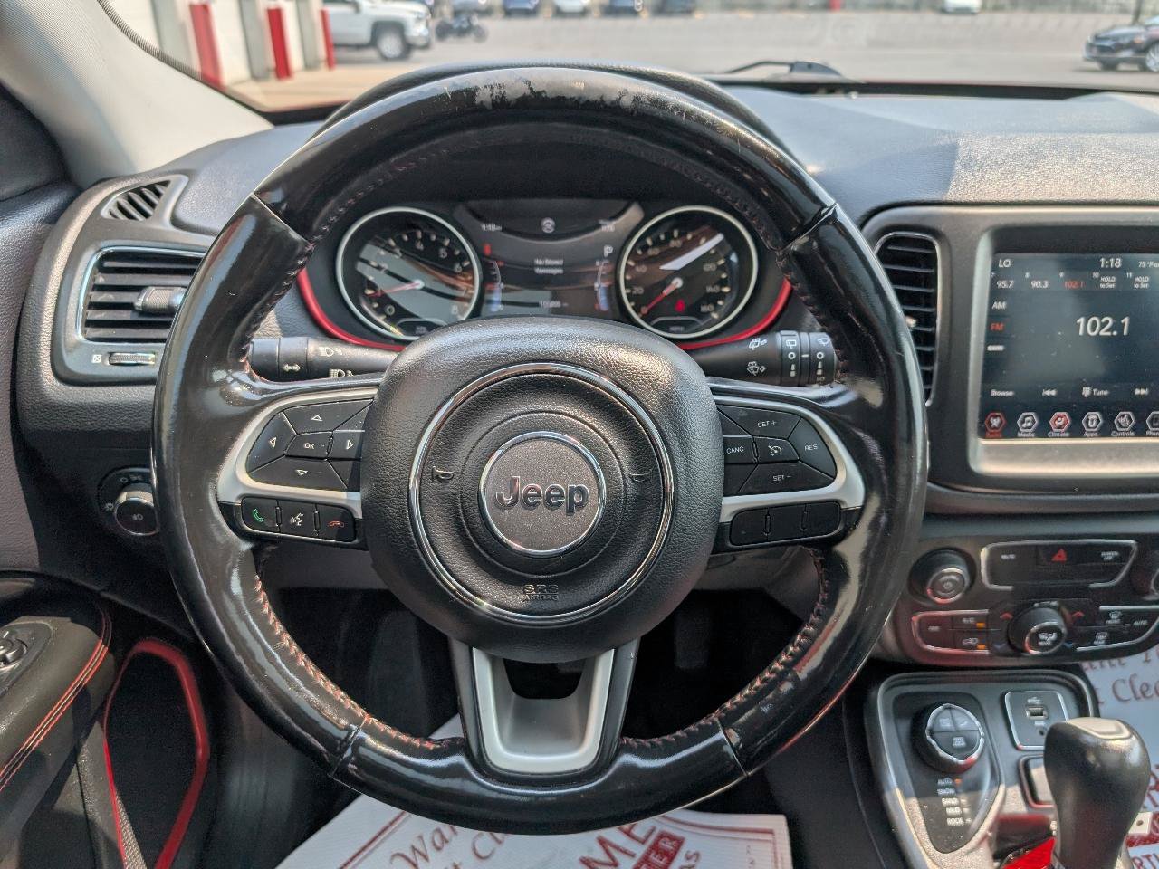 Used 2018 Jeep Compass Trailhawk w/ Leather Interior Group AWD/4WD image 14