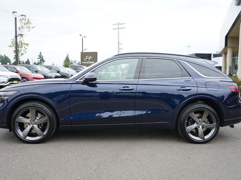 Used 2025 Genesis GV70 3.5T Sport w/ Sport Prestige Package image 8