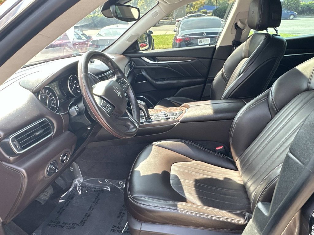 Used 2022 Maserati Levante GT AWD/4WD image 18