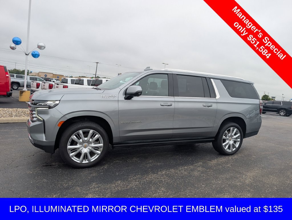 Used 2023 Chevrolet Suburban High Country w/ Premium Package 2 AWD/4WD image 4