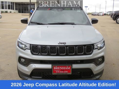 New 2026 Jeep Compass Latitude image 9