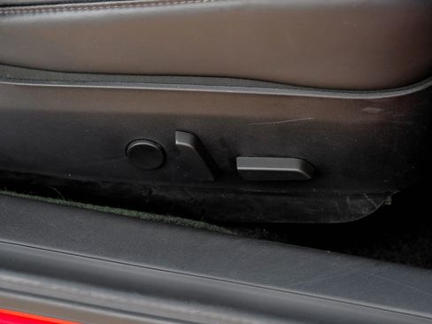 Used 2019 Tesla Model 3 Performance image 38