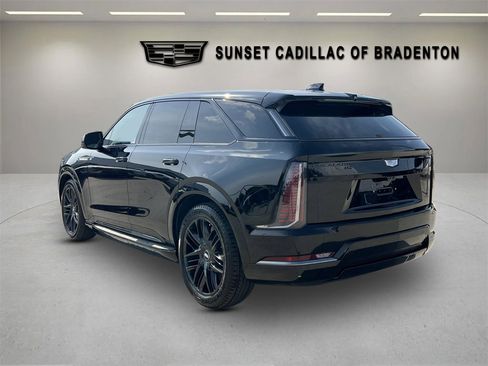 New 2025 Cadillac Escalade IQ Sport 2 w/ LPO, ONYX Package image 6