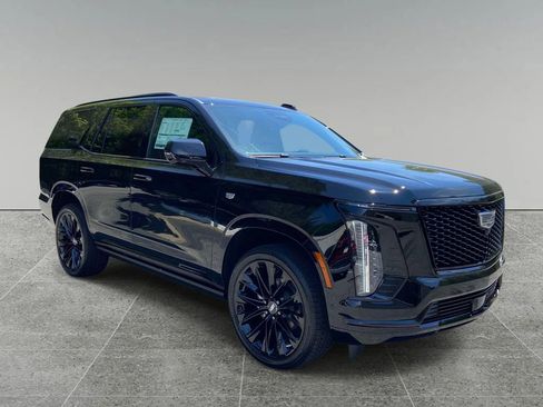 New 2026 Cadillac Escalade Platinum Sport w/ LPO, ONYX Package AWD/4WD image 7