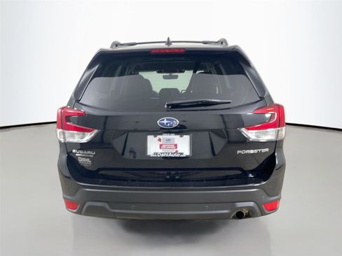 Used 2024 Subaru Forester Limited image 12