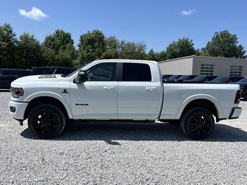 Used 2024 RAM 2500 Limited AWD/4WD image 10