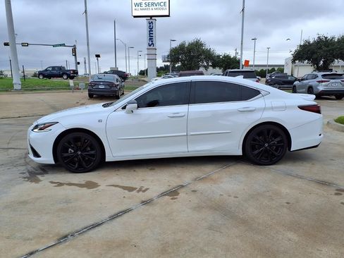 Used 2023 Lexus ES 350 F Sport w/ Accessory Package (Z2) FWD image 4