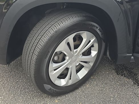 Used 2024 Chevrolet Trax LS FWD image 32