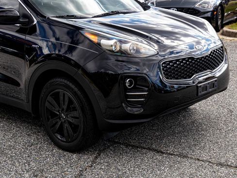 Used 2018 Kia Sportage LX w/ LX Popular Package AWD/4WD image 9