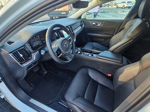 Certified 2024 Volvo V60 B5 Cross Country Plus image 17