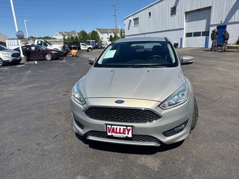 Used 2015 Ford Focus SE w/ SE Sport Package FWD image 45