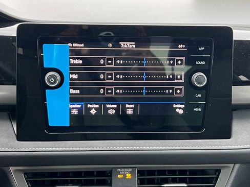 New 2025 Volkswagen Taos SE image 21