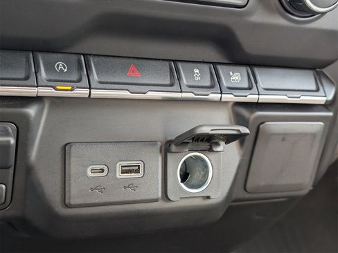 Used 2020 Chevrolet Silverado 1500 LT w/ Bed Protection Package image 24