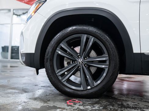 Used 2021 Volkswagen Atlas SEL image 10