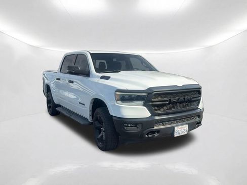 Used 2023 RAM 1500 Big Horn AWD/4WD image 3