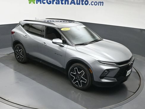 Used 2023 Chevrolet Blazer RS w/ Driver Confidence II Package AWD/4WD image 3