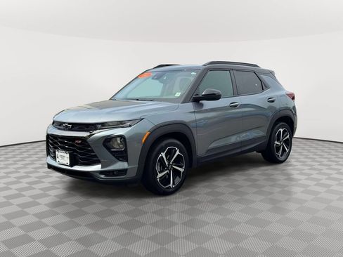 Used 2022 Chevrolet TrailBlazer RS FWD image 3