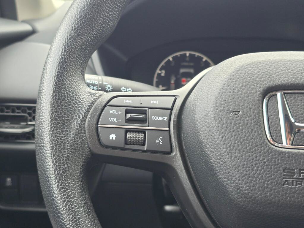 Certified 2025 Honda HR-V LX image 19