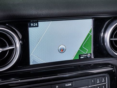 Used 2020 Mercedes-Benz SLC 43 AMG image 25