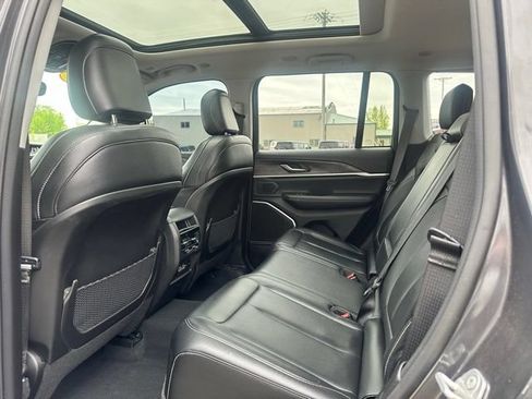 Used 2024 Jeep Grand Cherokee Limited 4xe AWD/4WD image 20