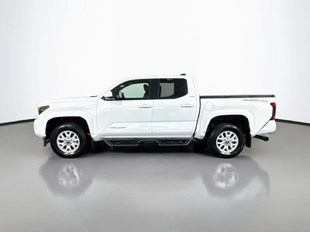 Used 2026 Toyota Tacoma SR5 RWD image 30