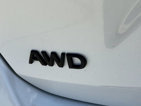 Used 2025 INFINITI QX50 Sport AWD/4WD image 5
