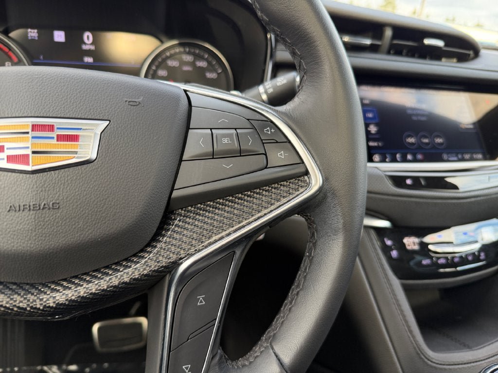 Used 2023 Cadillac XT5 Sportv w/ Technology Package AWD/4WD image 17