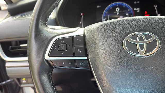Certified 2024 Toyota Grand Highlander AWD image 12