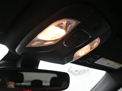 Used 2025 Jeep Compass Limited image 29