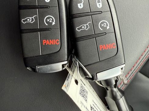 Used 2025 Dodge Durango R/T image 30