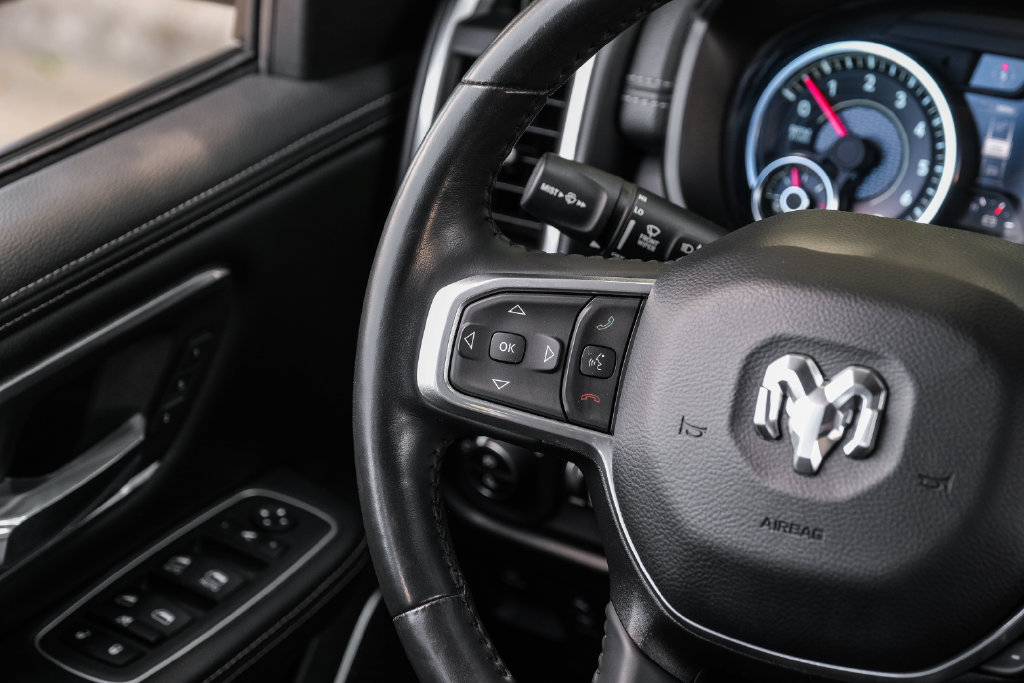 Used 2023 RAM 1500 Laramie AWD/4WD image 26