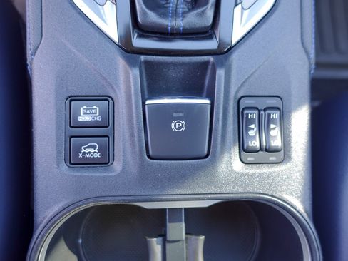 Used 2019 Subaru Crosstrek Hybrid w/ Moonroof Package w/Navigation AWD/4WD image 24